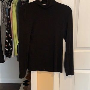 Ribbed sweater w high neck